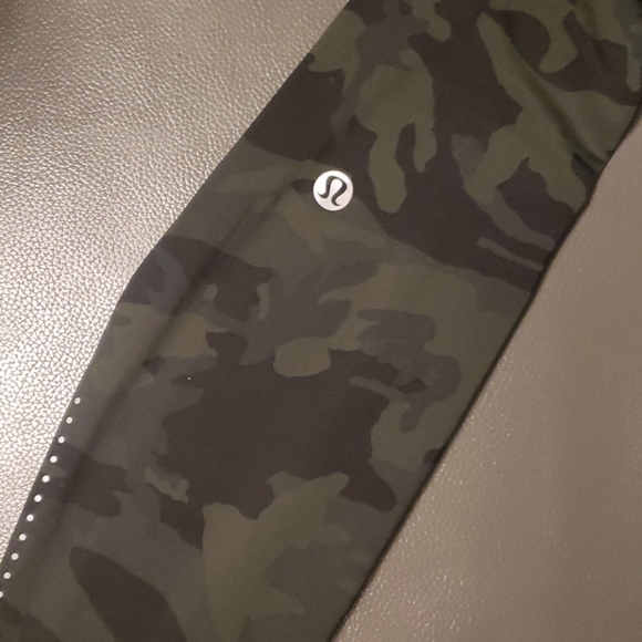 lululemon camo green tights